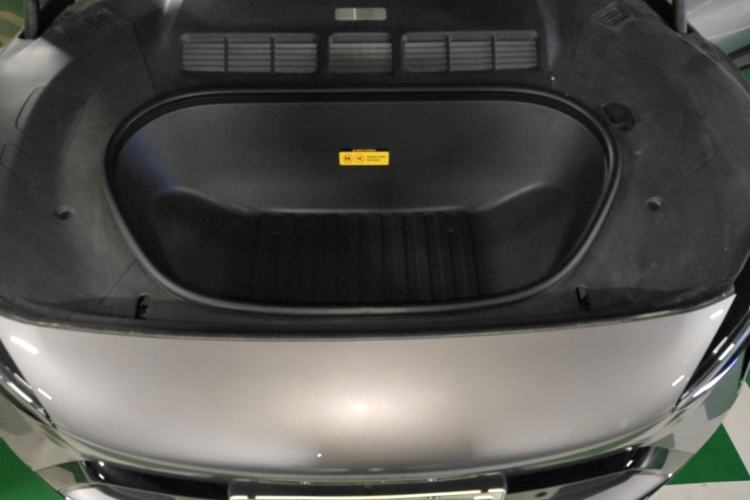 Used Xiaomi Auto YU7 2025 Ultra-Long Range High-Performance All-Wheel-Drive Max Edition Engine Bay