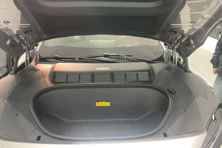 Used Xiaomi Auto YU7 2025 Ultra-Long Range Rear-Wheel Drive Version Engine Bay