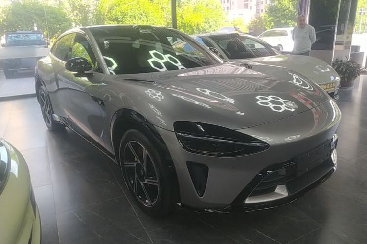 Used Xiaomi Auto YU7 2025 Ultra-Long Range Rear-Wheel Drive Version Exterior 1