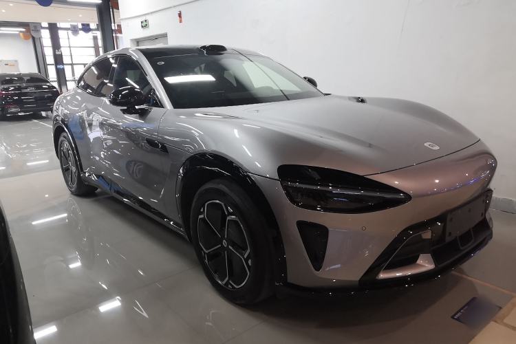 Used Xiaomi Auto YU7 2025 Ultra-Long Range Rear-Wheel Drive Version Exterior 2
