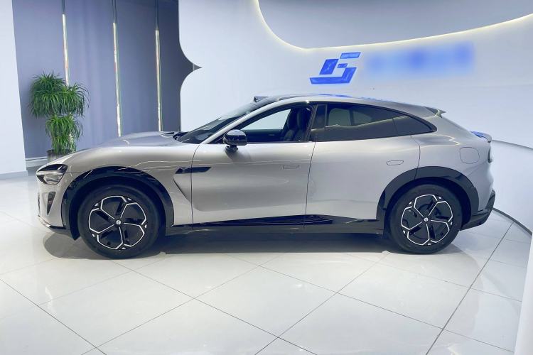 Used Xiaomi Auto YU7 2025 Ultra-Long Range Rear-Wheel Drive Version Exterior 3