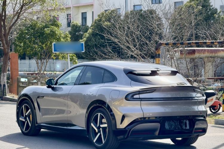 Used Xiaomi Auto YU7 2025 Ultra-Long Range High-Performance All-Wheel-Drive Max Edition Exterior 3