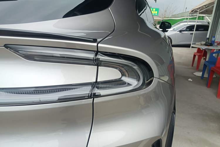 Used Xiaomi Auto YU7 2025 Ultra-Long Range Rear-Wheel Drive Version Exterior 3