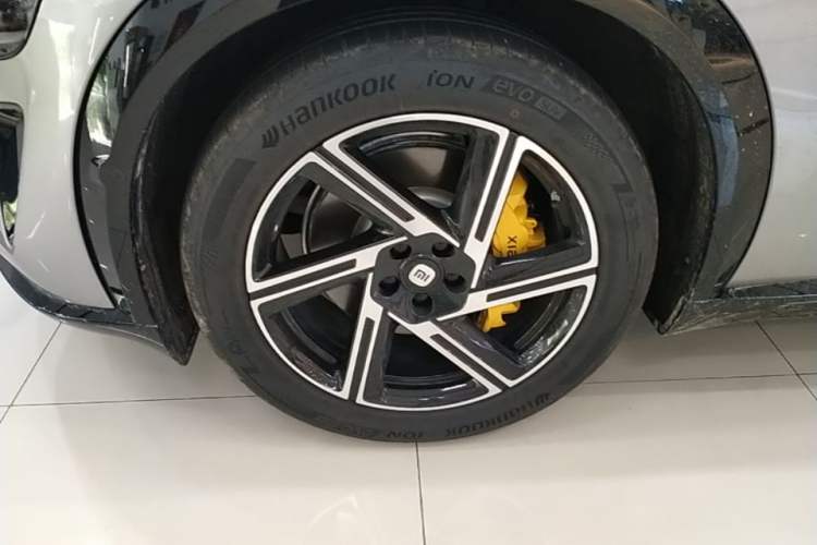 Used Xiaomi Auto YU7 2025 Ultra-Long Range Rear-Wheel Drive Version Exterior 4