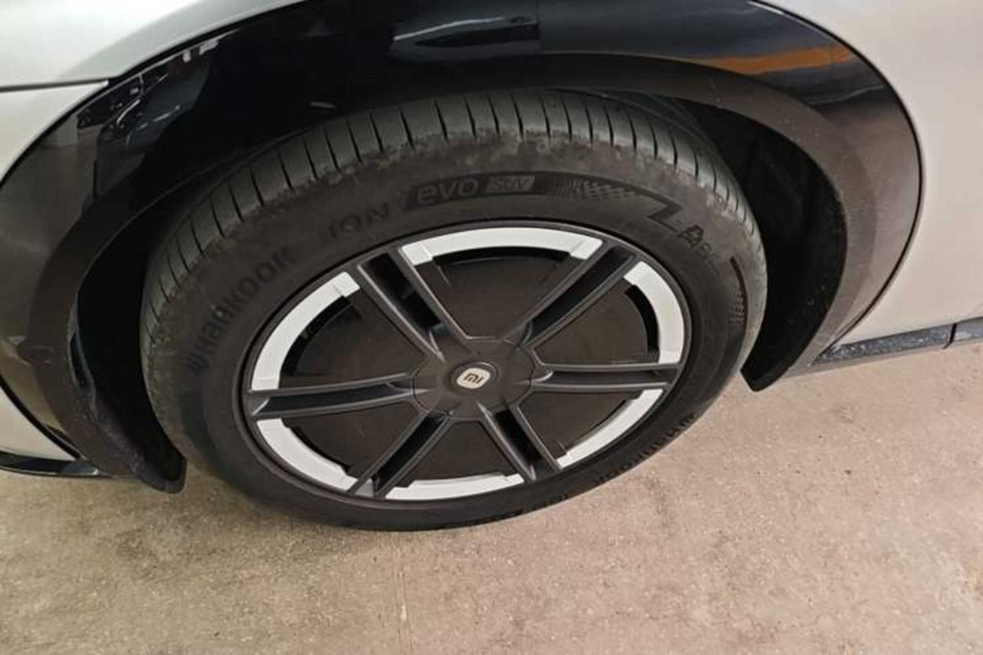 Used Xiaomi Auto YU7 2025 Ultra-Long Range All-Wheel Drive Pro Version Exterior 4