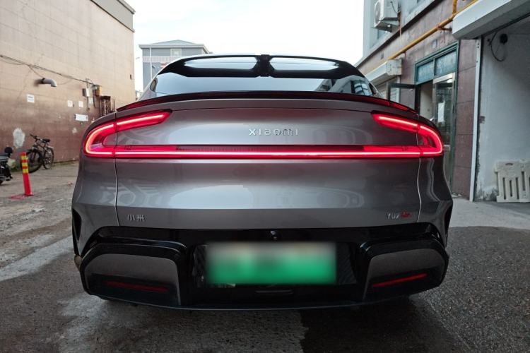 Used Xiaomi Auto YU7 2025 Ultra-Long Range High-Performance All-Wheel-Drive Max Edition Exterior 4
