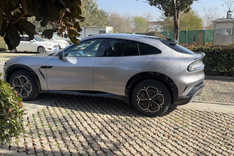 Used Xiaomi Auto YU7 2025 Ultra-Long Range Rear-Wheel Drive Version Exterior 5