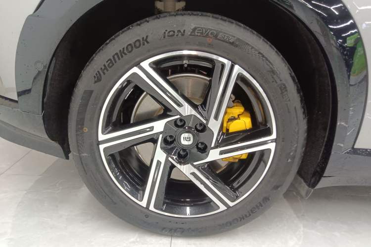 Used Xiaomi Auto YU7 2025 Ultra-Long Range Rear-Wheel Drive Version Exterior 5