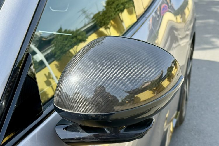Used Xiaomi Auto YU7 2025 Ultra-Long Range High-Performance All-Wheel-Drive Max Edition Exterior 8