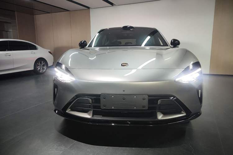 Used Xiaomi Auto YU7 2025 Ultra-Long Range Rear-Wheel Drive Version Front