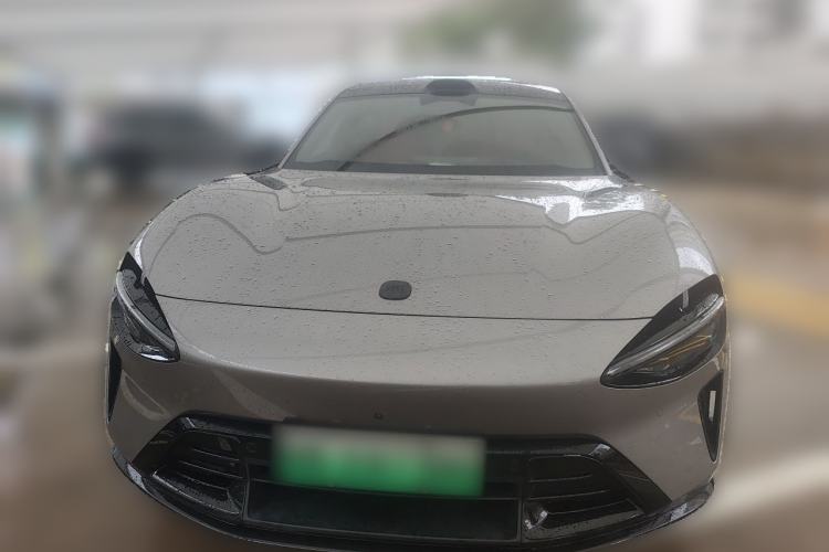 Used Xiaomi Auto YU7 2025 Ultra-Long Range High-Performance All-Wheel-Drive Max Edition Front