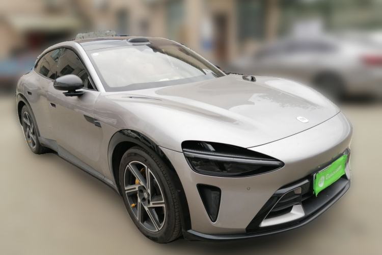 Used Xiaomi Auto YU7 2025 Ultra-Long Range High-Performance All-Wheel-Drive Max Edition Front Right 45 Deg