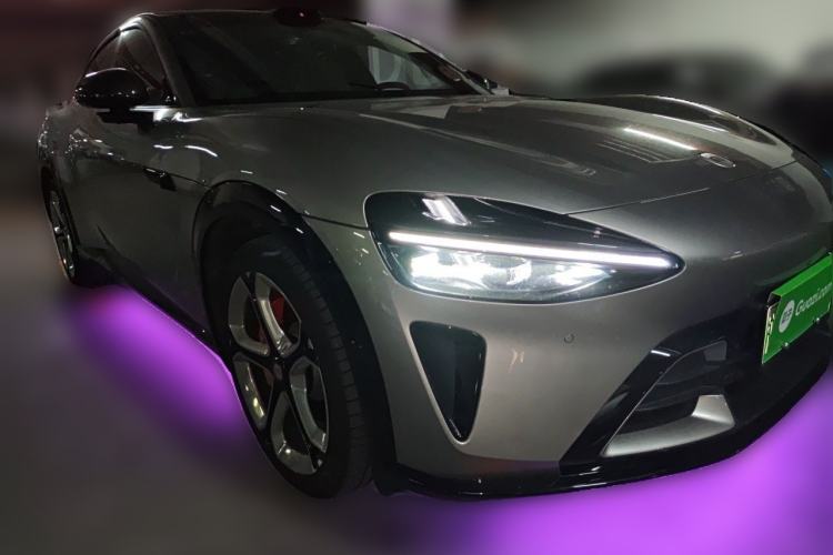 Used Xiaomi Auto YU7 2025 Ultra-Long Range High-Performance All-Wheel-Drive Max Edition Front Right 45 Deg