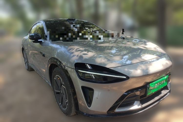 Used Xiaomi Auto YU7 2025 Ultra-Long Range High-Performance All-Wheel-Drive Max Edition Front Right 45 Deg