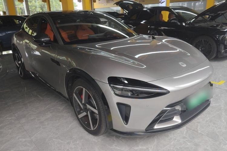 Used Xiaomi Auto YU7 2025 Ultra-Long Range High-Performance All-Wheel-Drive Max Edition Front Right 45 Deg