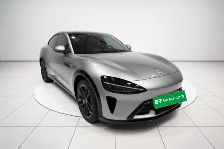 Used Xiaomi Auto YU7 2025 Ultra-Long Range High-Performance All-Wheel-Drive Max Edition Front Right 45 Deg
