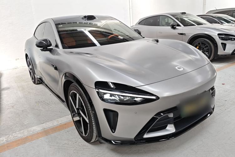 Used Xiaomi Auto YU7 2025 Ultra-Long Range High-Performance All-Wheel-Drive Max Edition Front Right 45 Deg