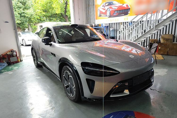 Used Xiaomi Auto YU7 2025 Ultra-Long Range All-Wheel Drive Pro Version Front Right 45 Deg