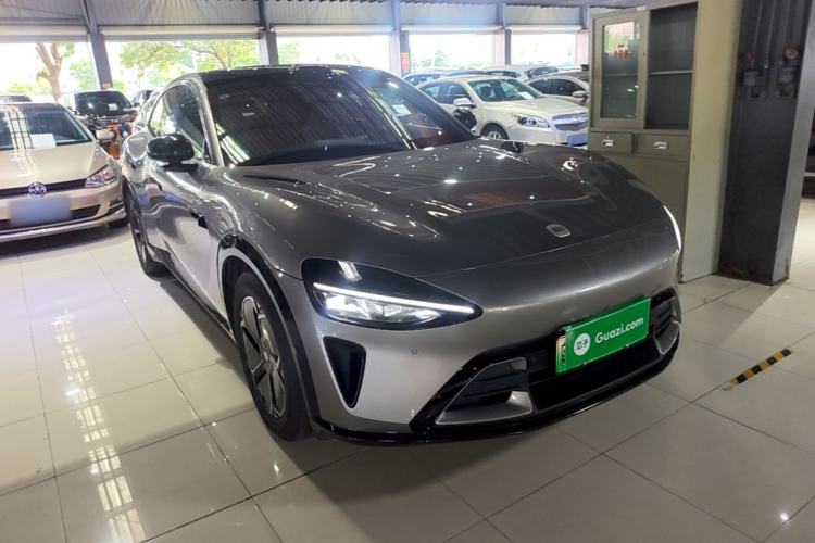 Used Xiaomi Auto YU7 2025 Ultra-Long Range High-Performance All-Wheel-Drive Max Edition Front Right 45 Deg