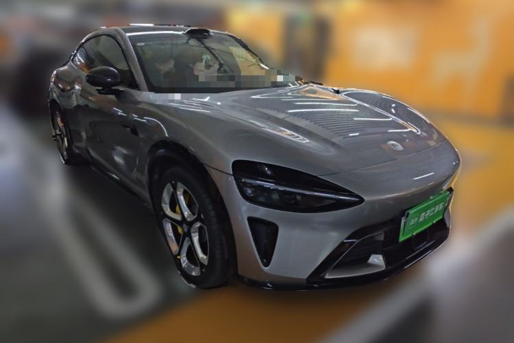 Used Xiaomi Auto YU7 2025 Ultra-Long Range High-Performance All-Wheel-Drive Max Edition Front Right 45 Deg