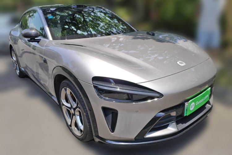 Used Xiaomi Auto YU7 2025 Ultra-Long Range High-Performance All-Wheel-Drive Max Edition Front Right 45 Deg