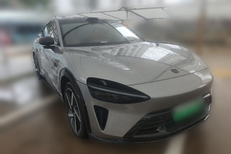 Used Xiaomi Auto YU7 2025 Ultra-Long Range High-Performance All-Wheel-Drive Max Edition Front Right 45 Deg
