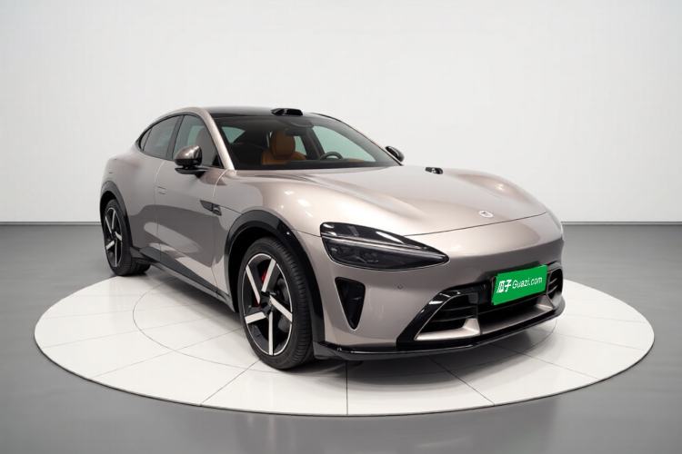 Used Xiaomi Auto YU7 2025 Ultra-Long Range High-Performance All-Wheel-Drive Max Edition Front Right 45 Deg