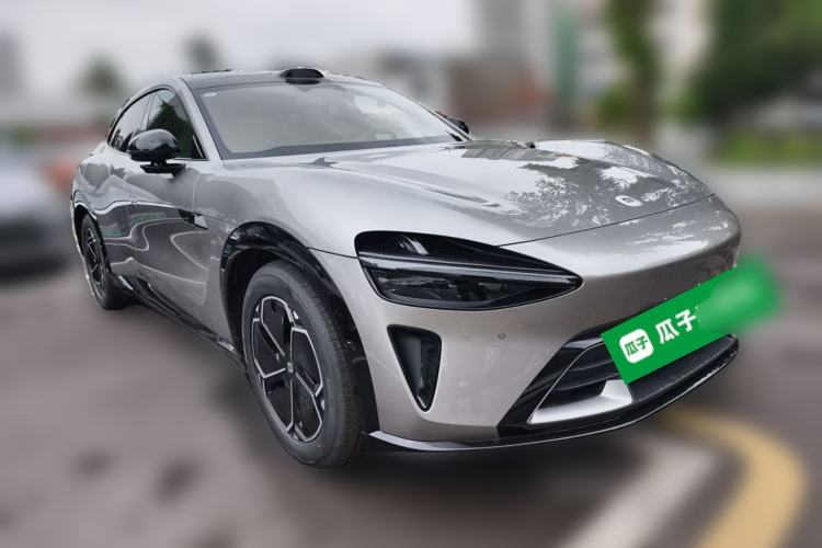Used Xiaomi Auto YU7 2025 Ultra-Long Range All-Wheel Drive Pro Version Front Right 45 Deg