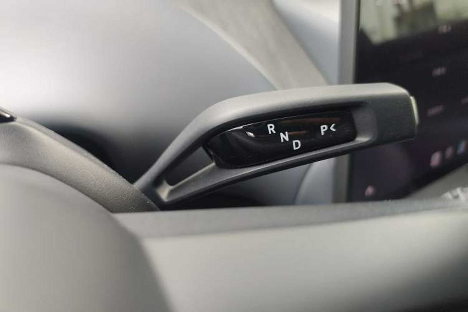 Used Xiaomi Auto YU7 2025 Ultra-Long Range All-Wheel Drive Pro Version Gear Lever