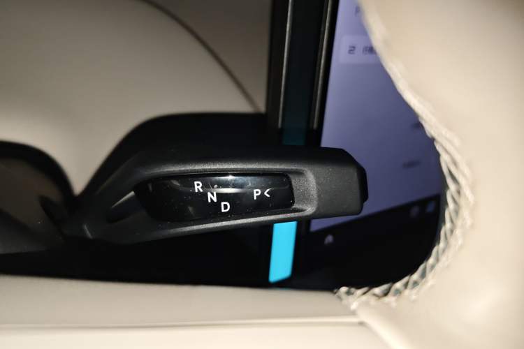 Used Xiaomi Auto YU7 2025 Ultra-Long Range All-Wheel Drive Pro Version
