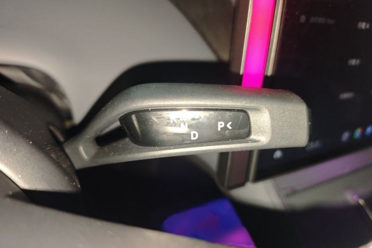 Used Xiaomi Auto YU7 2025 Ultra-Long Range All-Wheel Drive Pro Version Gear Lever