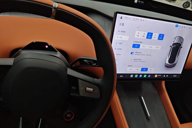 Used Xiaomi Auto YU7 2025 Ultra-Long Range High-Performance All-Wheel-Drive Max Edition Gear Lever
