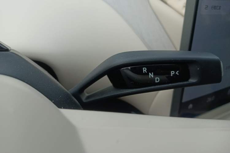 Used Xiaomi Auto YU7 2025 Ultra-Long Range All-Wheel Drive Pro Version Gear Lever