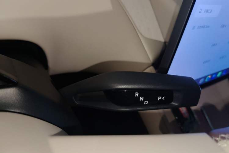 Used Xiaomi Auto YU7 2025 Ultra-Long Range All-Wheel Drive Pro Version Gear Lever
