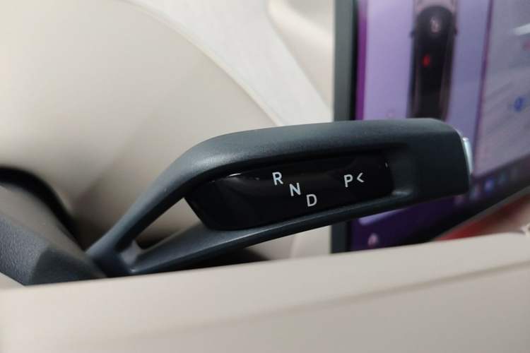Used Xiaomi Auto YU7 2025 Ultra-Long Range All-Wheel Drive Pro Version Gear Lever