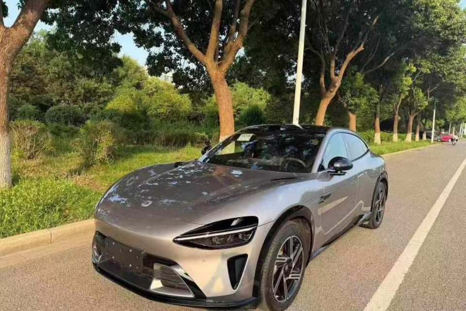 Xiaomi Auto YU7 2025