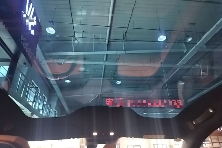 Used Xiaomi Auto YU7 2025 Ultra-Long Range High-Performance All-Wheel-Drive Max Edition Headliner