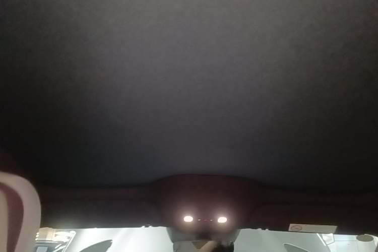 Used Xiaomi Auto YU7 2025 Ultra-Long Range All-Wheel Drive Pro Version Headliner