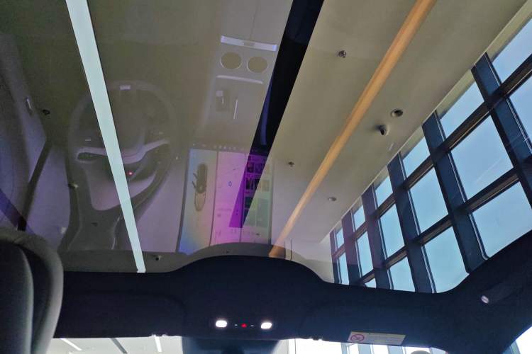 Used Xiaomi Auto YU7 2025 Ultra-Long Range All-Wheel Drive Pro Version Headliner