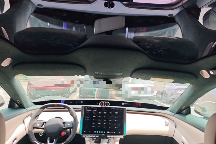 Used Xiaomi Auto YU7 2025 Ultra-Long Range High-Performance All-Wheel-Drive Max Edition Headliner