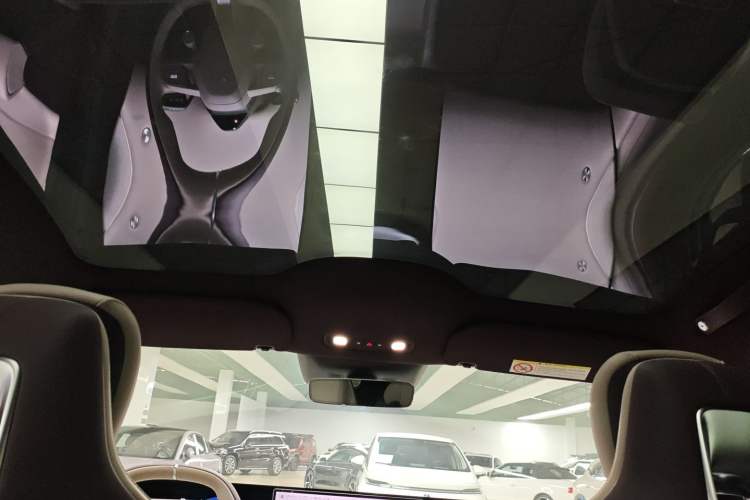 Used Xiaomi Auto YU7 2025 Ultra-Long Range Rear-Wheel Drive Version Headliner