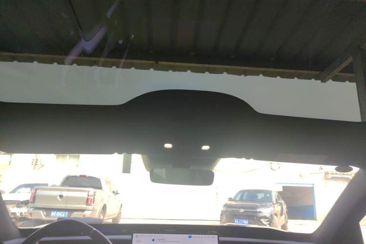 Used Xiaomi Auto YU7 2025 Ultra-Long Range Rear-Wheel Drive Version Headliner