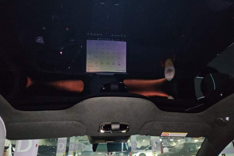 Used Xiaomi Auto YU7 2025 Ultra-Long Range High-Performance All-Wheel-Drive Max Edition Headliner