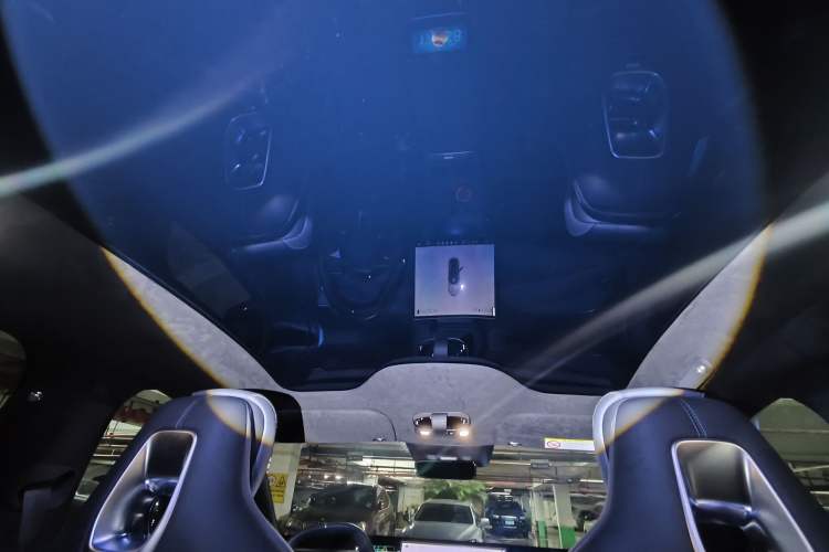 Used Xiaomi Auto YU7 2025 Ultra-Long Range High-Performance All-Wheel-Drive Max Edition Headliner