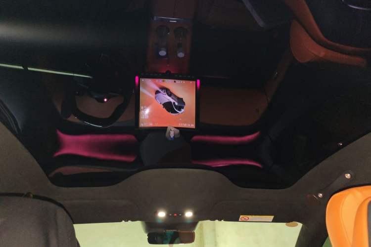 Used Xiaomi Auto YU7 2025 Ultra-Long Range High-Performance All-Wheel-Drive Max Edition Headliner