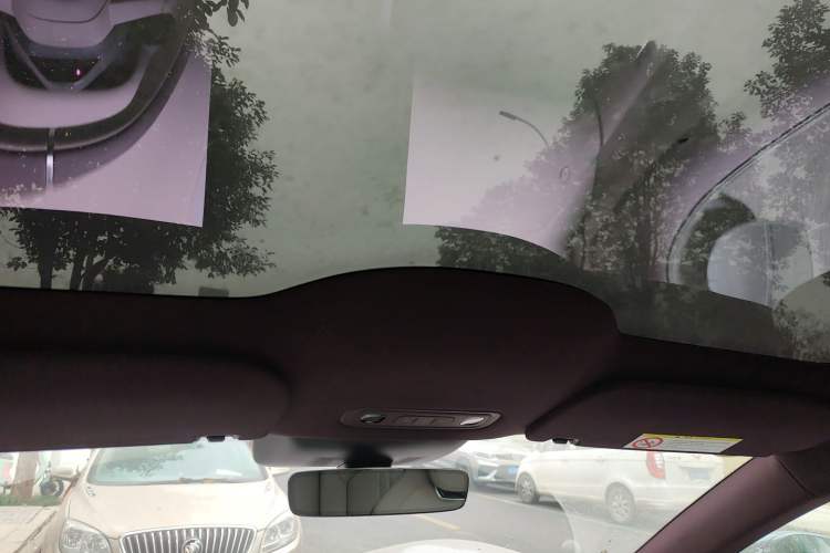 Used Xiaomi Auto YU7 2025 Ultra-Long Range Rear-Wheel Drive Version Headliner