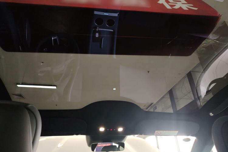 Used Xiaomi Auto YU7 2025 Ultra-Long Range All-Wheel Drive Pro Version Headliner