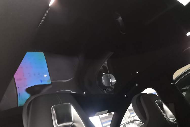 Used Xiaomi Auto YU7 2025 Ultra-Long Range Rear-Wheel Drive Version Headliner
