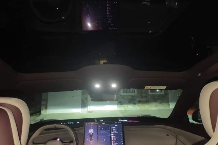 Used Xiaomi Auto YU7 2025 Ultra-Long Range All-Wheel Drive Pro Version Headliner