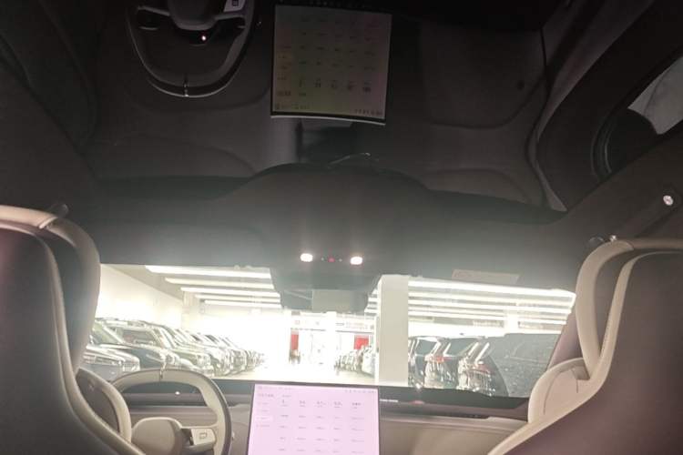 Used Xiaomi Auto YU7 2025 Ultra-Long Range High-Performance All-Wheel-Drive Max Edition Headliner